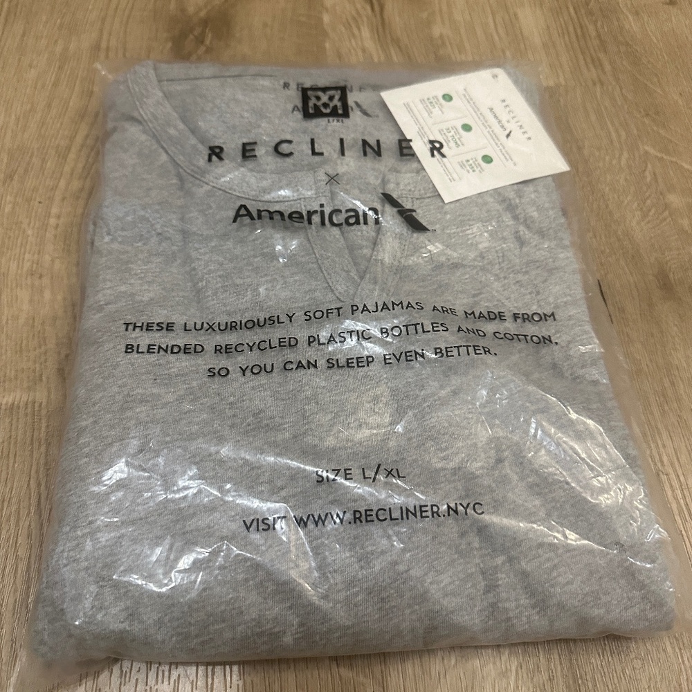 AMERICAN AIRLINES Recliner Flagship First Class Pajama L/XL
